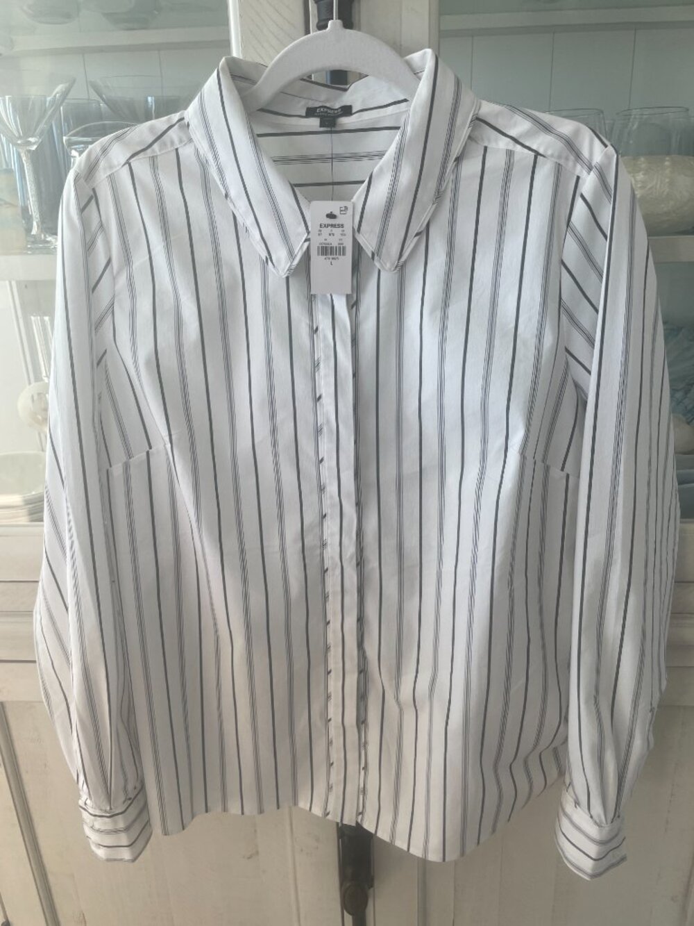 EXPRESS PORTOFINO BUTTON DOWN SHIRT RELAXED FIT LARGE BLACK WHITE STRIPE NWT